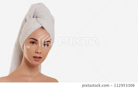 Beauty skin. Head and shoulders of blond woman Beauty skin. Head and shoulders of blond woman 112953306
