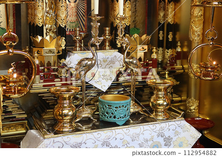 Buddhist altar of Shinshu Otani school (Higashi Honganji) How to decorate Buddhist altar fittings 2 Buddhist altar of Shinshu Otani school (Higashi Honganji) How to decorate Buddhist altar fittings 2 112954882