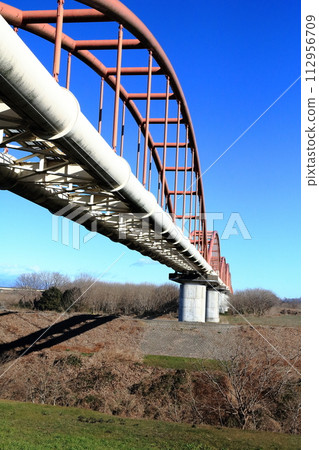 Japan's longest Arakawa aqueduct bridge spanning between Arakawa City and Kumagaya City 112956709