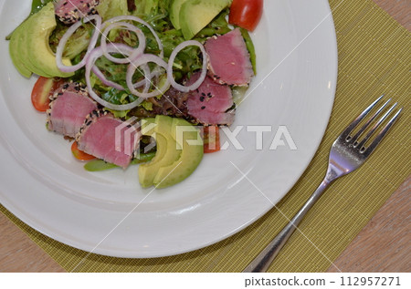 Vegan Yoga Healthy Whole Foods Plant Based Meal with Colorful Greens and Quinoa Vegan Yoga Healthy Whole Foods Plant Based Meal with Colorful Greens and Quinoa 112957271
