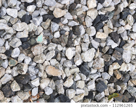 Ground mixed with gravel 112961265