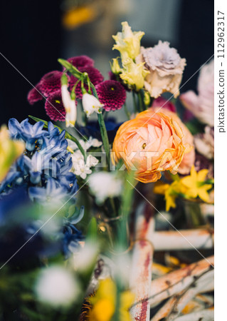 Vibrant Mix of Spring Flowers in Full Bloom Vibrant Mix of Spring Flowers in Full Bloom 112962317