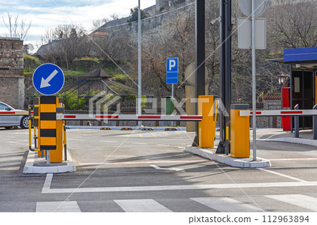 Exit Ramp Car Parking 112963894