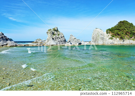 Jodogahama Beach in the blue sky, Iwate Prefecture 112965714