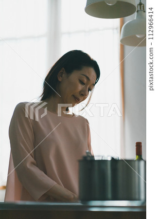 homemaker, culinary, food 112966414