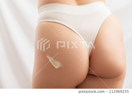 No retouch. Raw photo. Cropped shot of young No retouch. Raw photo. Cropped shot of young 112969255