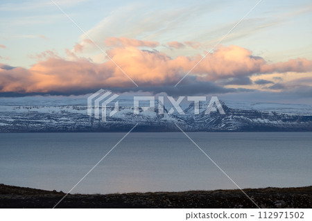 Atlantic ocean and coast of Iceland 112971502