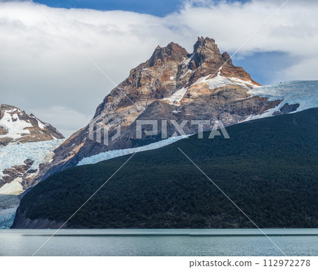 Majestic Glacial Landscape With Snow-Capped Mountain Peaks 112972278