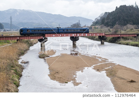 [Miyazu Line] Crossing the Noda River to the Tango Sea 112976464