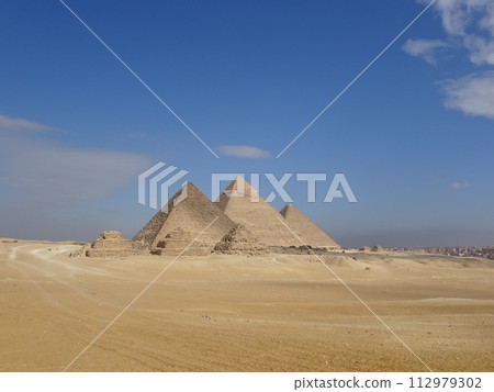 吉薩三座大金字塔和皇后金字塔，埃及吉薩 112979302