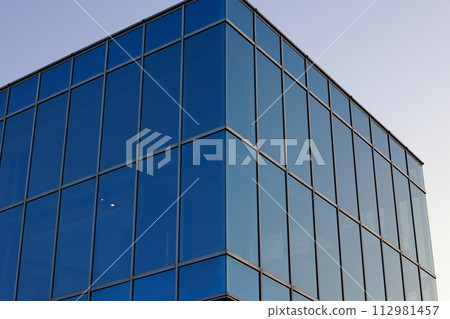 建築玻璃窗 112981457