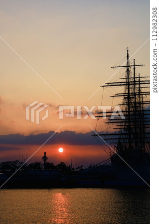 Asahi and Kaiwomaru 112982308