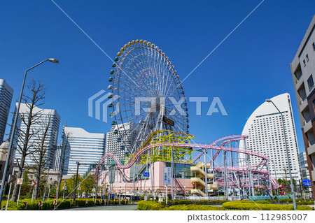 Yokohama Minatomirai District Large Ferris Wheel Cosmo Clock 21 Yokohama Minatomirai District Large Ferris Wheel Cosmo Clock 21 112985007