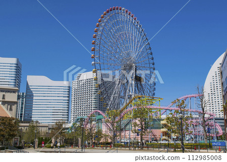 Yokohama Minatomirai District Large Ferris Wheel Cosmo Clock 21 112985008