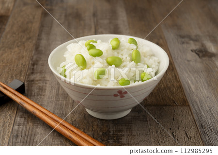 Edamame rice bowl Edamame rice bowl 112985295