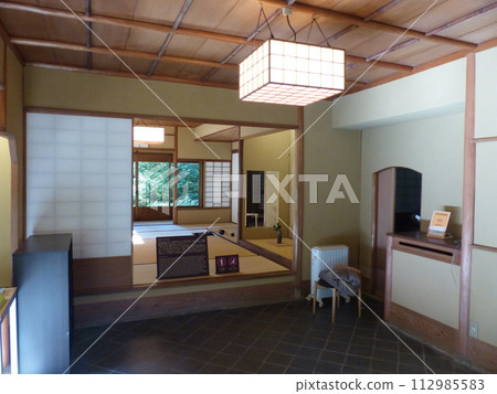 東京都庭園美術館 東京都港區白金台 舊朝香宮官邸 東京都歷史文化財團 庭園、池塘、森林、新館 112985583