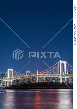 "Tokyo" night view - Rainbow Bridge seen from Odaiba "Tokyo" night view - Rainbow Bridge seen from Odaiba 112985995