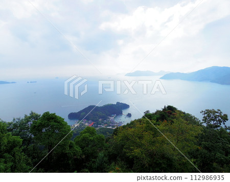 從向島/高見山展望台欣賞的壯麗景色(廣島縣尾道市) 從向島/高見山展望台欣賞的壯麗景色(廣島縣尾道市) 112986935