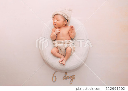 Newborn Photo Newborn Photo 112991202