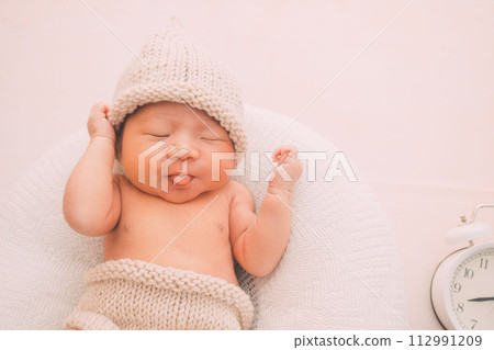 Newborn Photo Newborn Photo 112991209