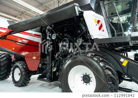 Service for repair and maintenance of agricultural machines 112991842