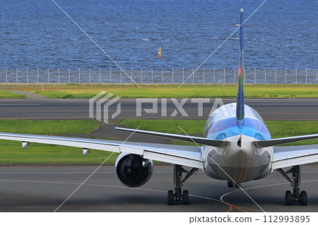 客機駛向跑道 噴氣式飛機 機場旅行圖像 出發圖像 112993895