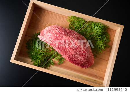 國產黑毛和牛大腿肉(心心)1.7kg 國產黑毛和牛大腿肉(心心)1.7kg 112995640