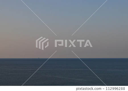 The horizon The horizon 112996288