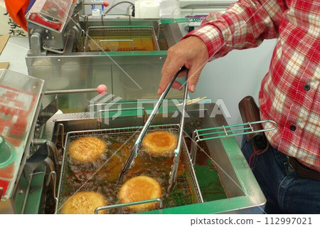 Freshly fried potato croquettes from Hokkaido 112997021