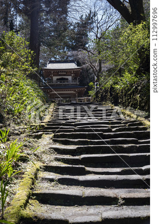 Kamakura 243 Jochiji 9 stone steps Kamakura 243 Jochiji 9 stone steps 112997696