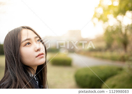 School girls to watch School girls to watch 112998083