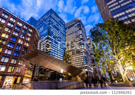 Japan's Tokyo cityscape: A new view of the reborn Otemachi Station. On the left is Otemachi Building Japan's Tokyo cityscape: A new view of the reborn Otemachi Station. On the left is Otemachi Building 112998261