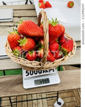 Just a heaping amount of strawberries Just a heaping amount of strawberries 112999207