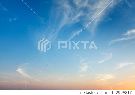 Sunset sky background Sunset sky background 112999817