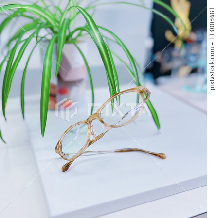 Glasses as interior decoration 113003681