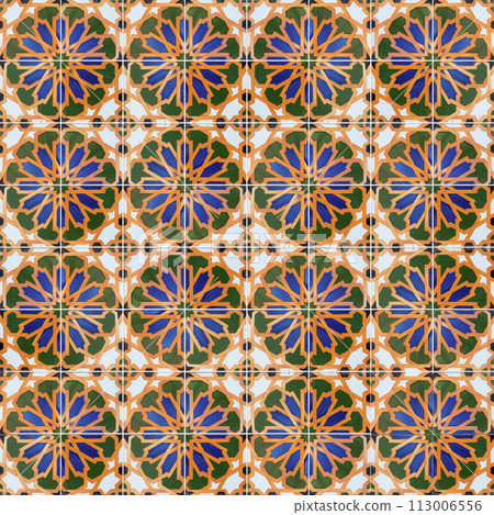 Seamless tile pattern 113006556