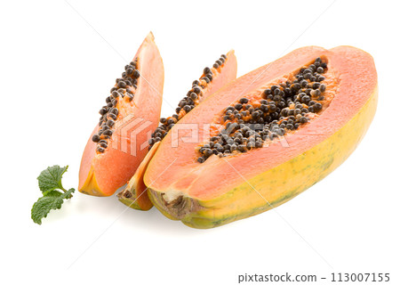 Fresh and tasty papaya Fresh and tasty papaya 113007155