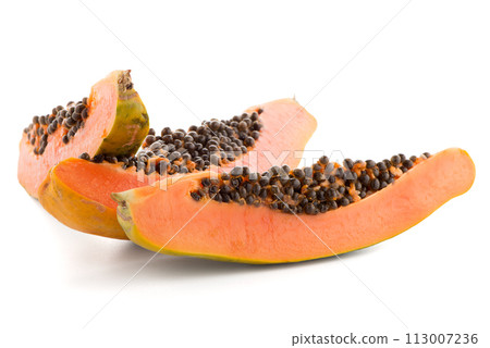 Fresh and tasty papaya Fresh and tasty papaya 113007236