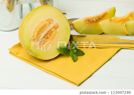 Honeydew melon 113007290