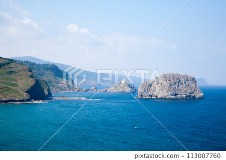 Gulf of Biscay cliffs landscape, Spain 113007760
