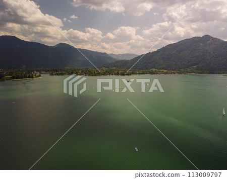 Iceland, glacier lagoon, Beautiful cold landscape picture of icelandic glacier  113009797