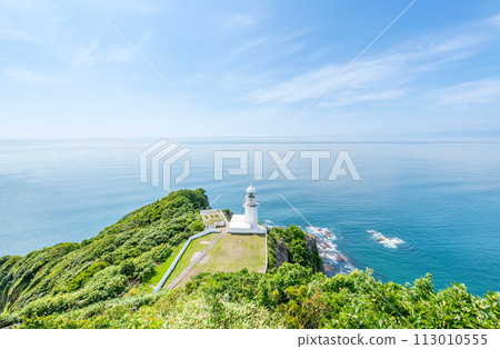 北海道室蘭市是夏季俯瞰太平洋、地球岬和地球岬燈塔的熱門旅遊勝地 113010555