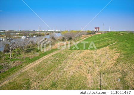 Arakawa River Main Stream, Scenery from Sasame Bridge, Spring Scenery Arakawa River Main Stream, Scenery from Sasame Bridge, Spring Scenery 113011487