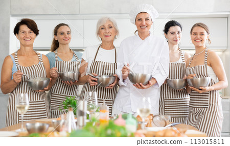 Group picture of members of Cooking courses Group picture of members of Cooking courses 113015811