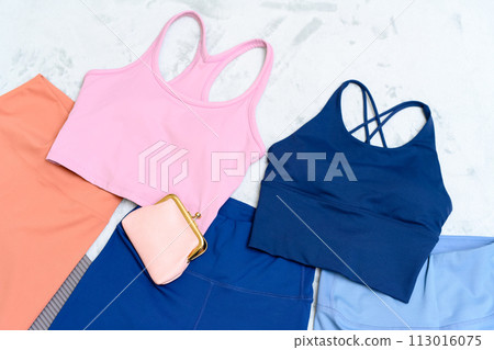 剛開始運動的女生服裝費用比較：皮夾、運動服、健身房、運動胸罩、緊身褲 113016075