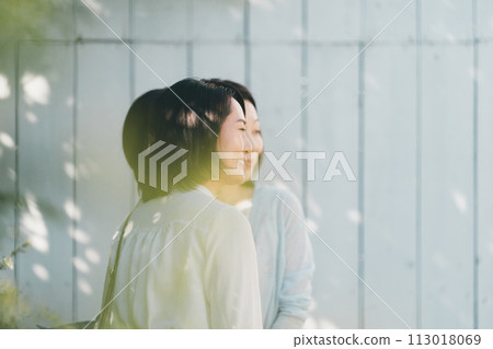 female, females, lady 113018069