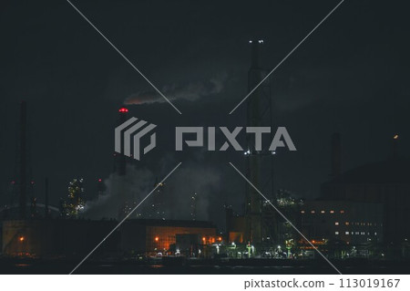Factory night view at night Factory night view at night 113019167