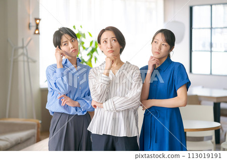 職業女性肖像 職業女性肖像 113019191