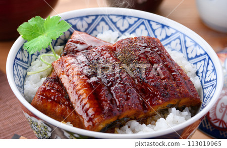 鰻魚蓋飯 烤鰻魚 113019965