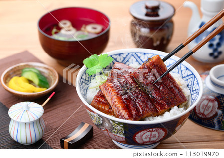 鰻魚蓋飯 烤鰻魚 鰻魚蓋飯 烤鰻魚 113019970